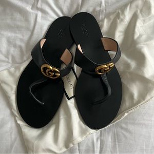 Gucci Marmont Leather Thong Sandal with Double G